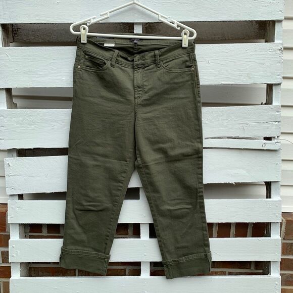 NWOT NYDJ Dayla Cropped Olive Colored Jeans - Picture 2 of 8